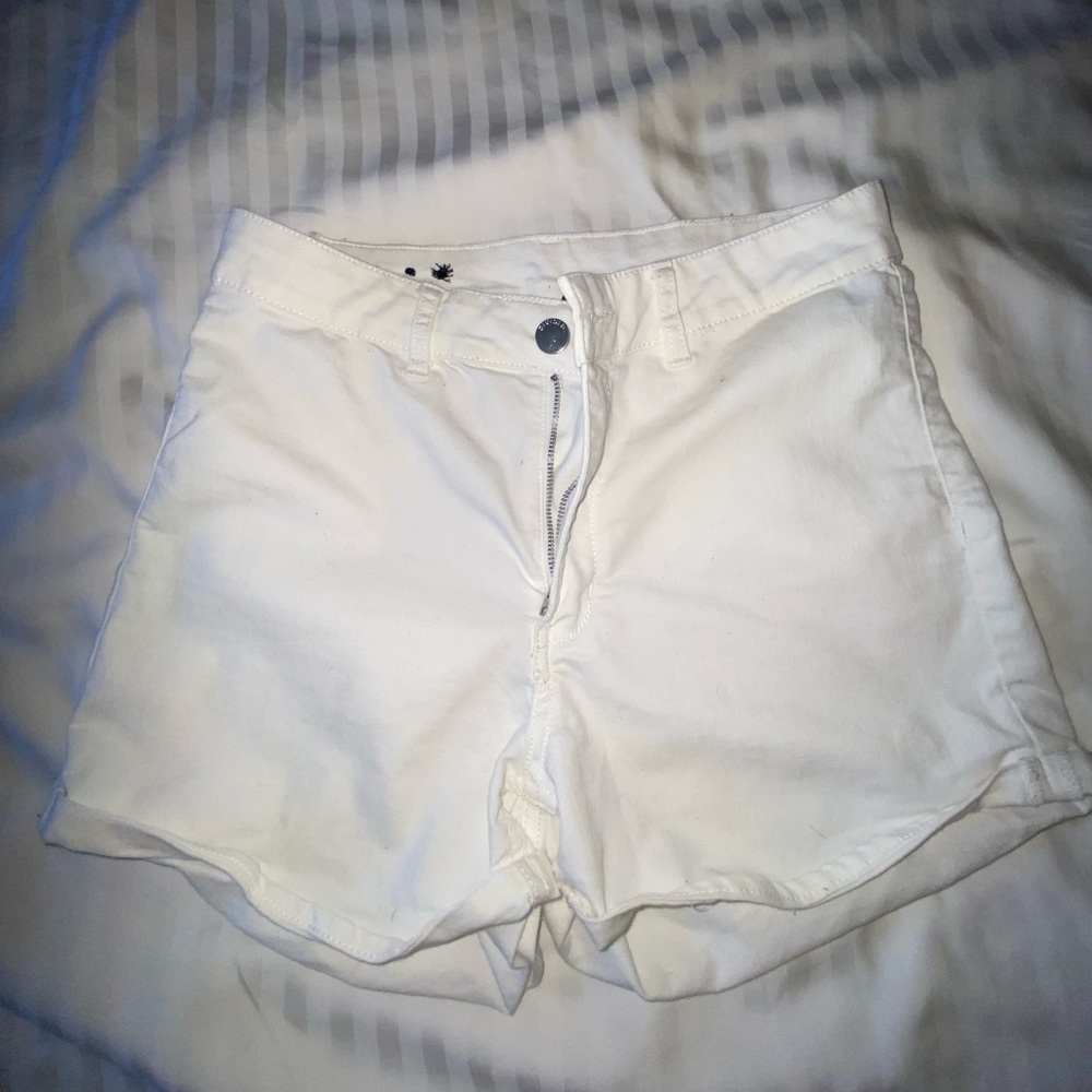 H&M White High-waisted Jean Shorts